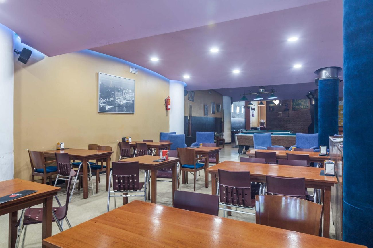 Fabuloso Restaurante cerca de la playa Nova Icaria