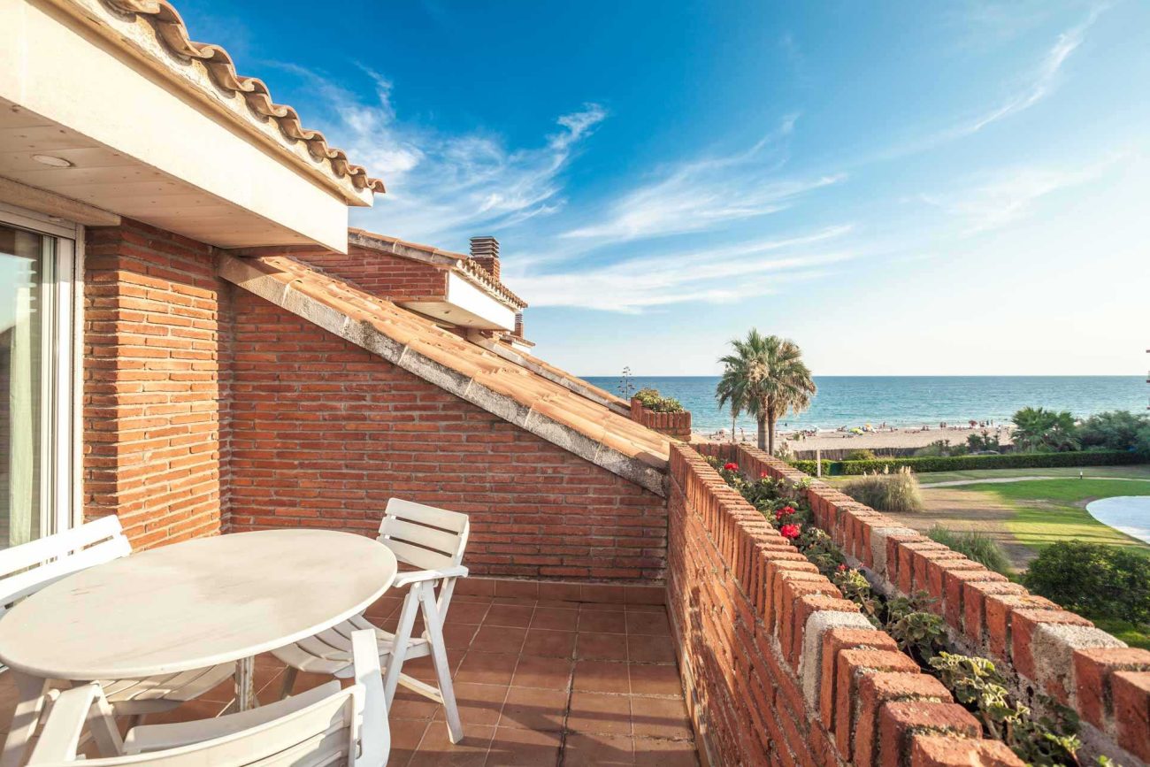 Fantástico chalet adosado con acceso directo a la playa
