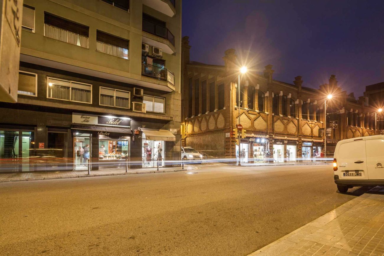 Locales en venta con salida de humos en Bonanova