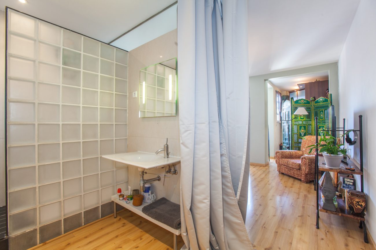 Ático con terraza en el barrio más “cool” de Barcelona