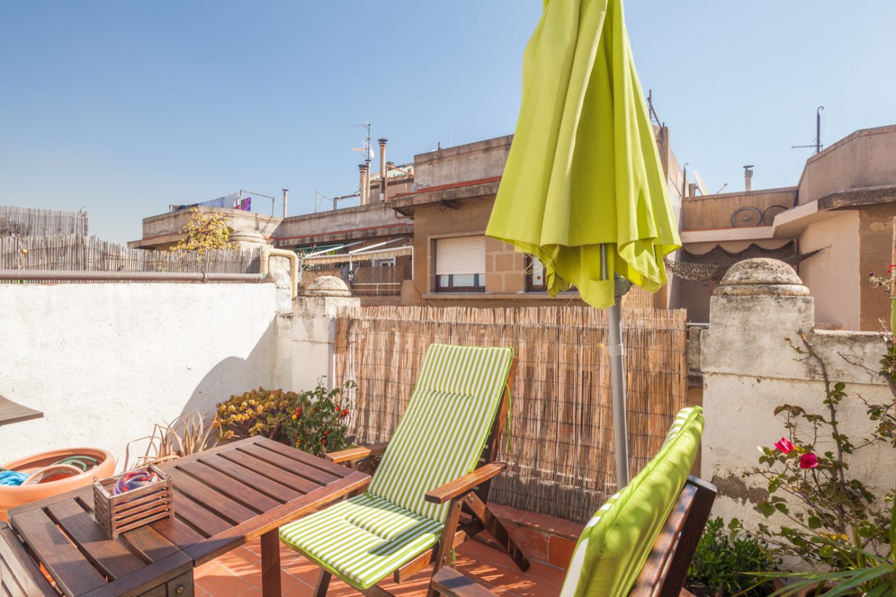 Ático con terraza en el barrio más “cool” de Barcelona