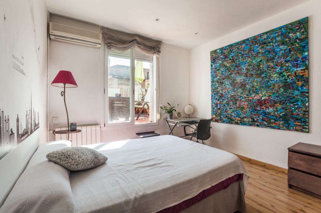 Ático con terraza en el barrio más “cool” de Barcelona