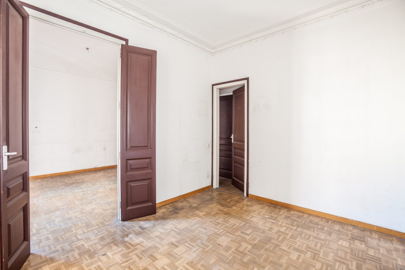 Piso señorial en Paseo San Juan