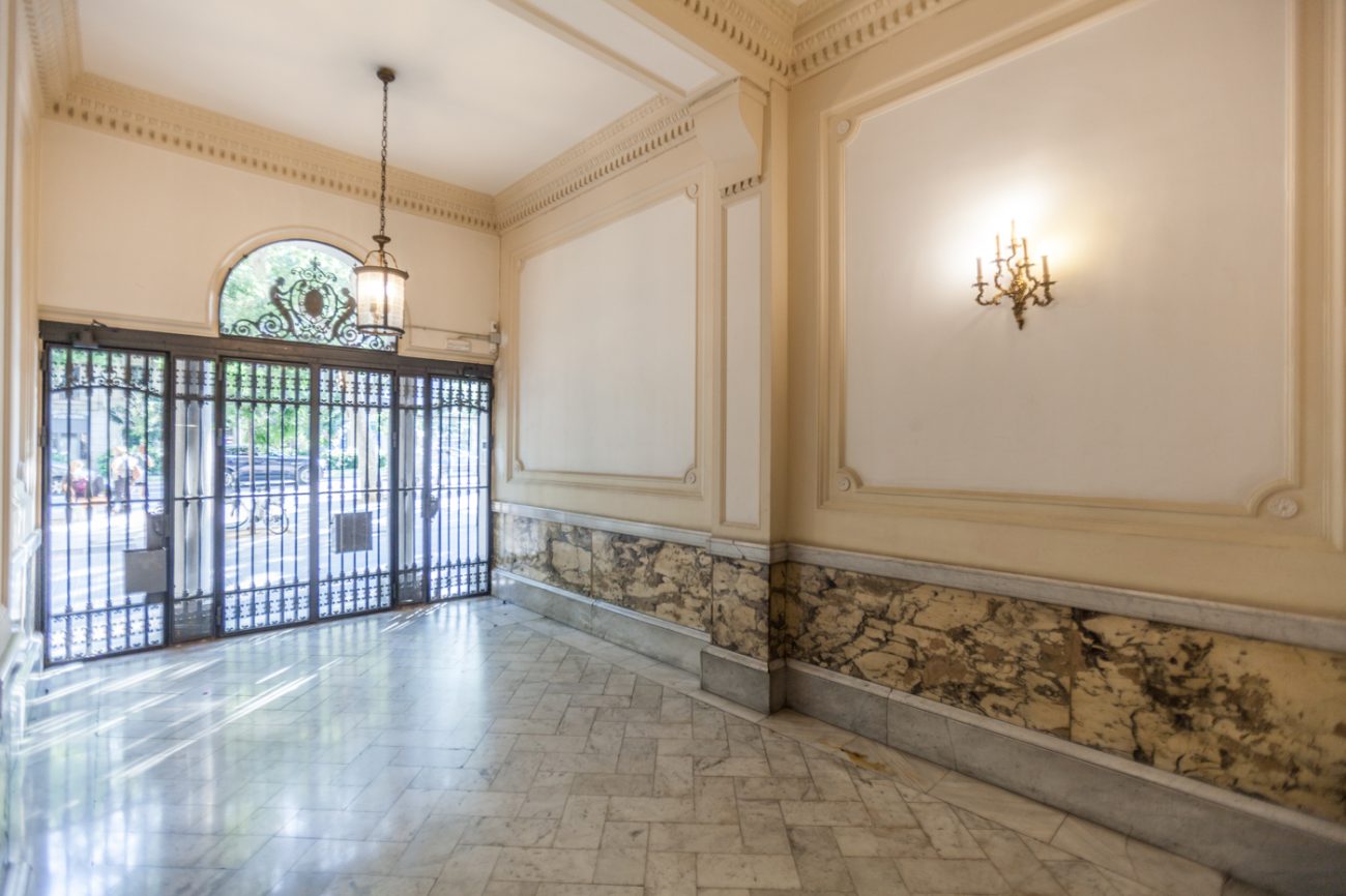 Piso señorial en Paseo San Juan