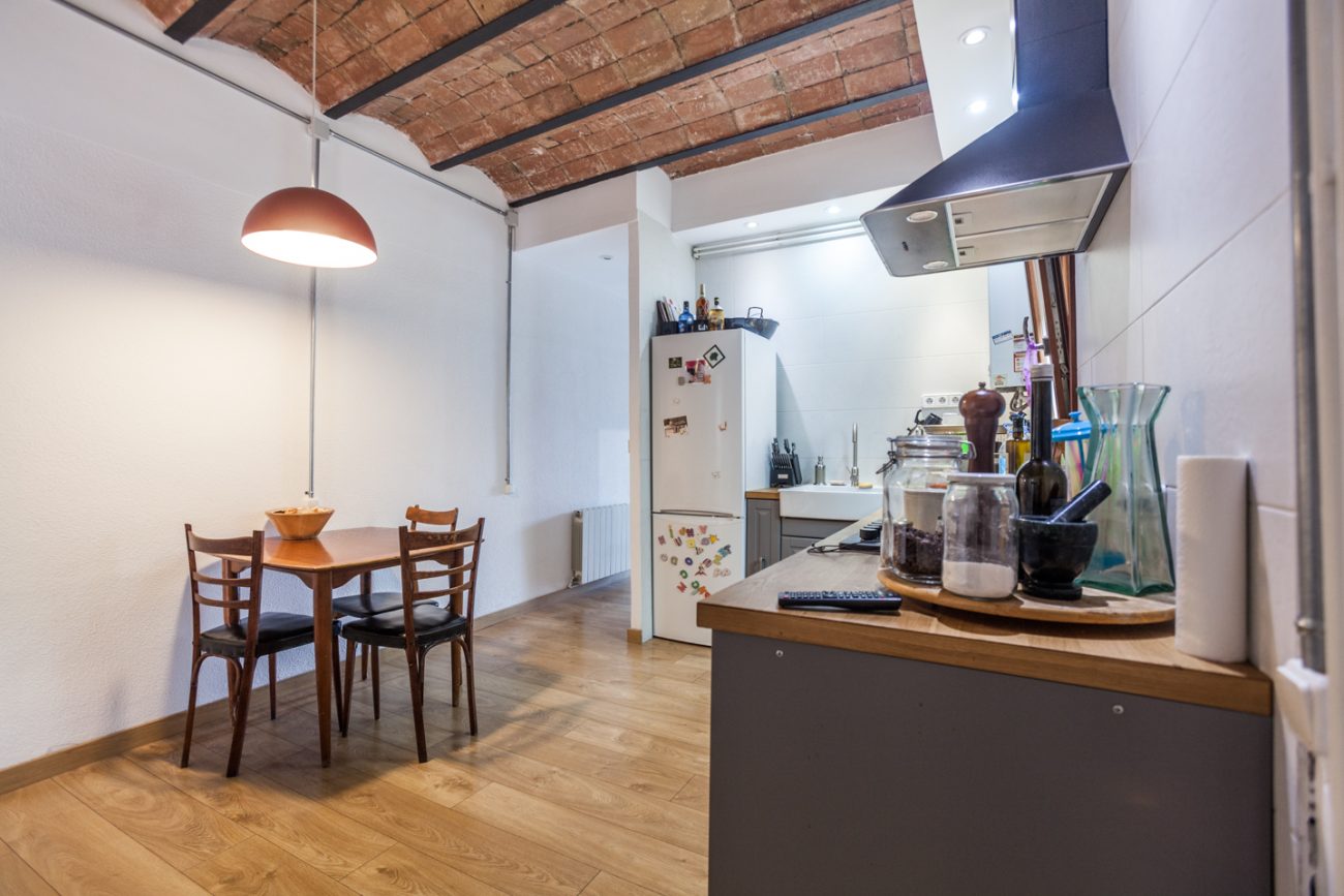 Acogedor y alto piso en Sant Antoni