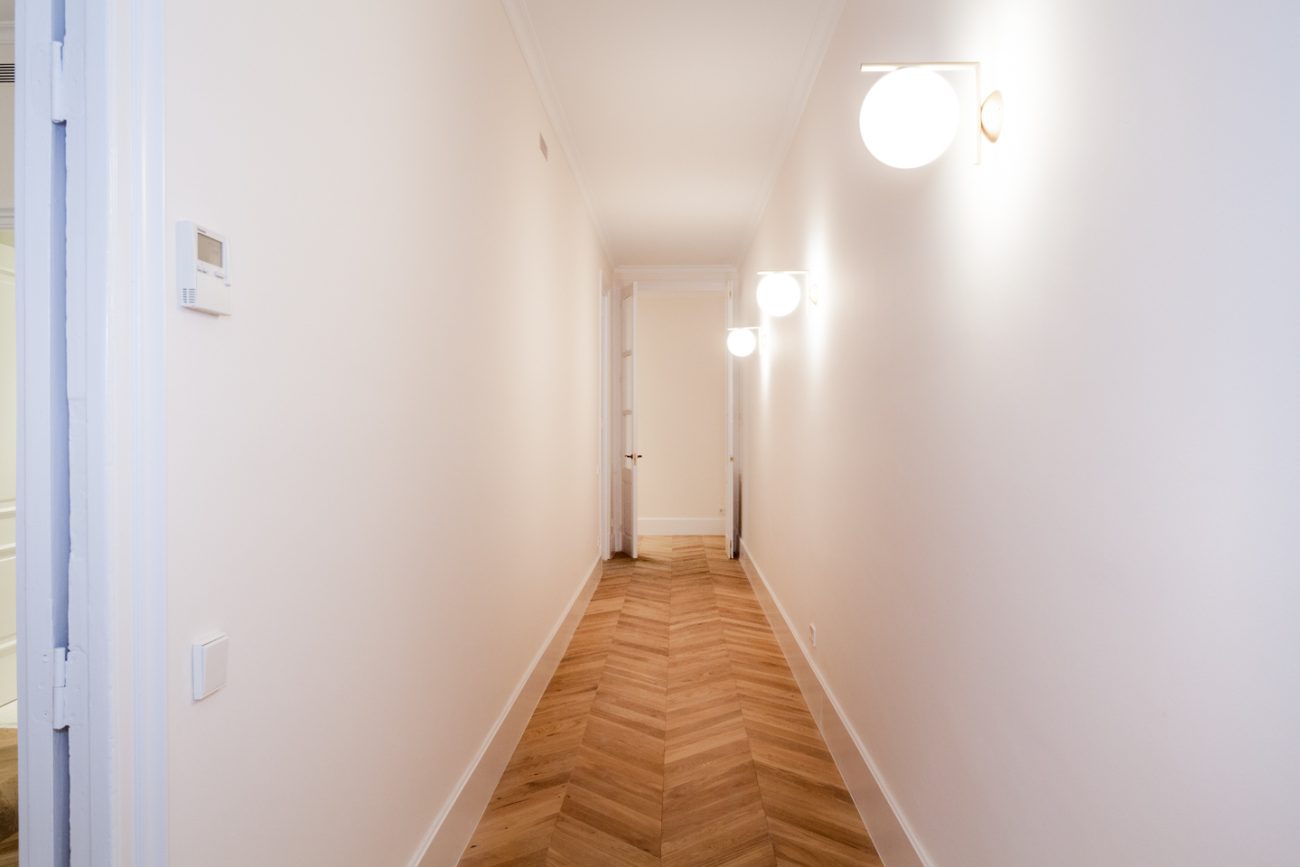 Céntrico apartamento en finca regia modernista