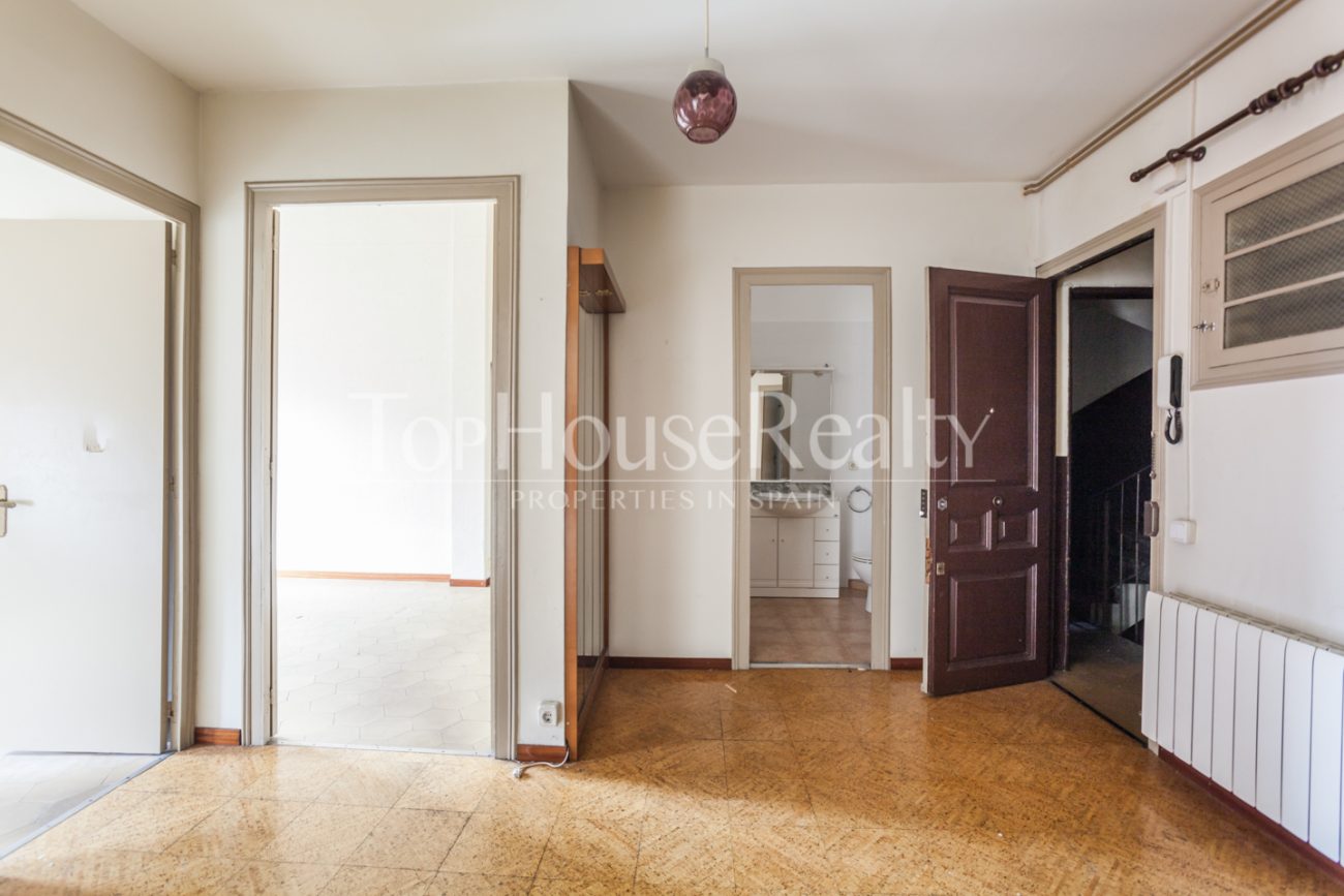 Ocasión venta carismático piso en Gracia