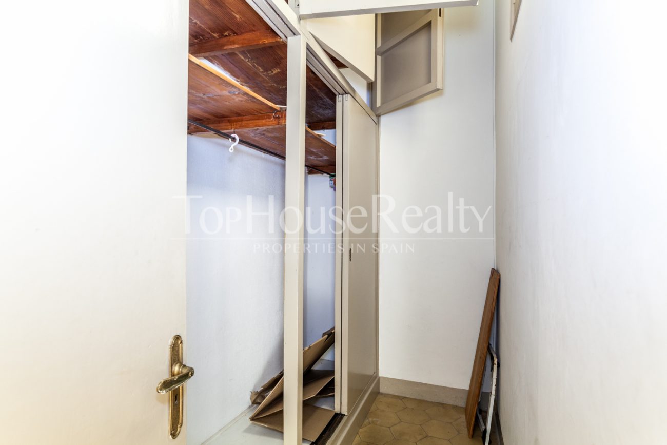 Ocasión venta carismático piso en Gracia