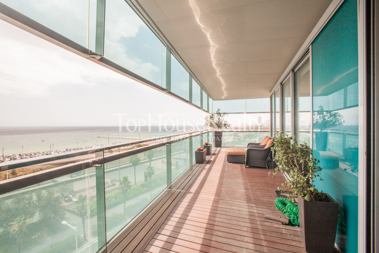 Exclusivo piso frente al mar
