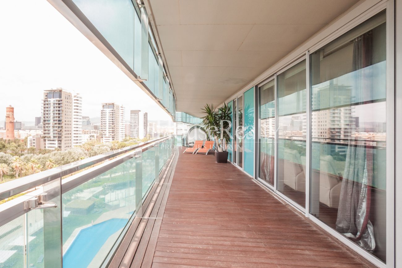 Exclusivo piso frente al mar