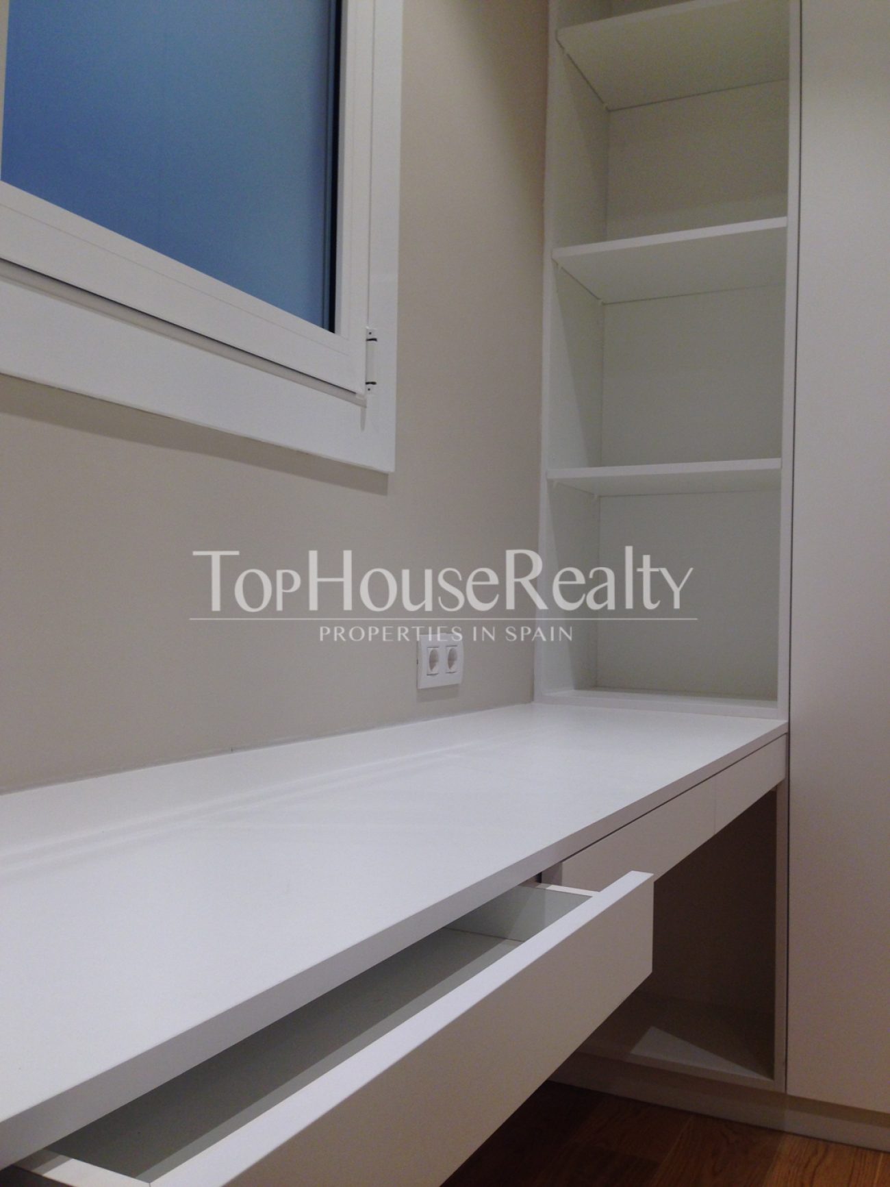 Exclusiva y reformada vivienda de diseño