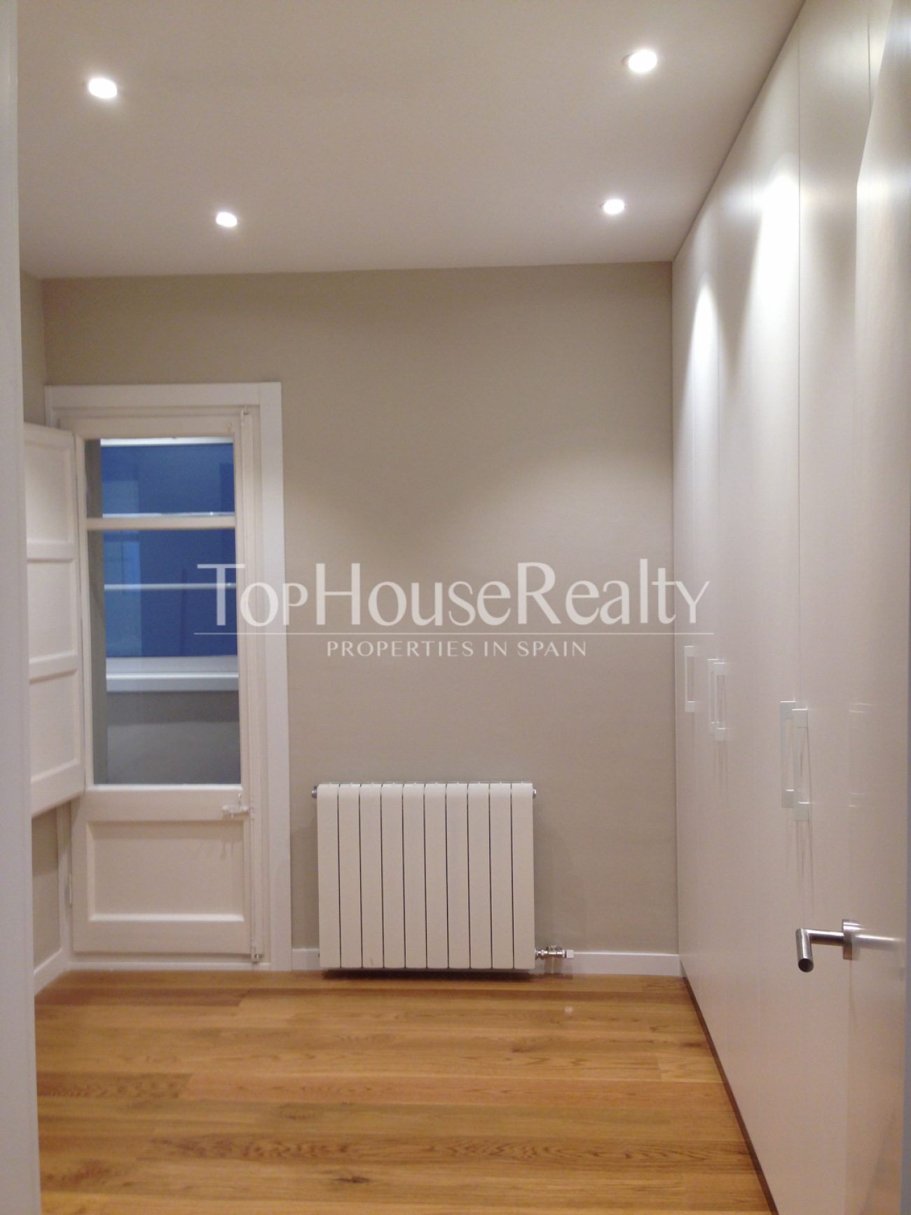 Exclusiva y reformada vivienda de diseño