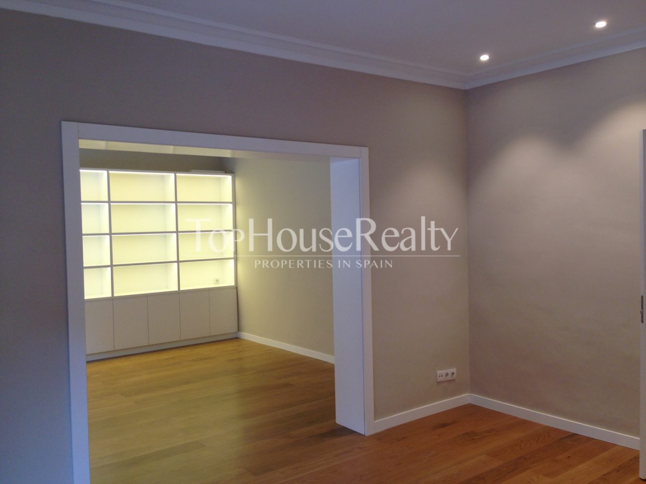 Exclusiva y reformada vivienda de diseño