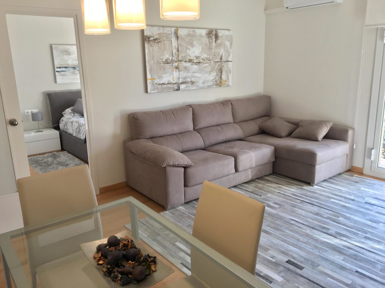 Piso impecable en alquiler calle Aragón con Letamendi