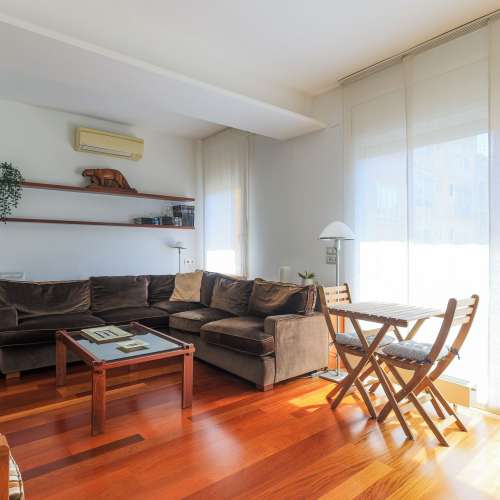Piso en venta en Enric Granados, Barcelona — luminoso, reformado y en ubicación prime