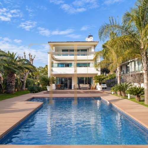 Exclusiva villa de lujo en Castelldefels