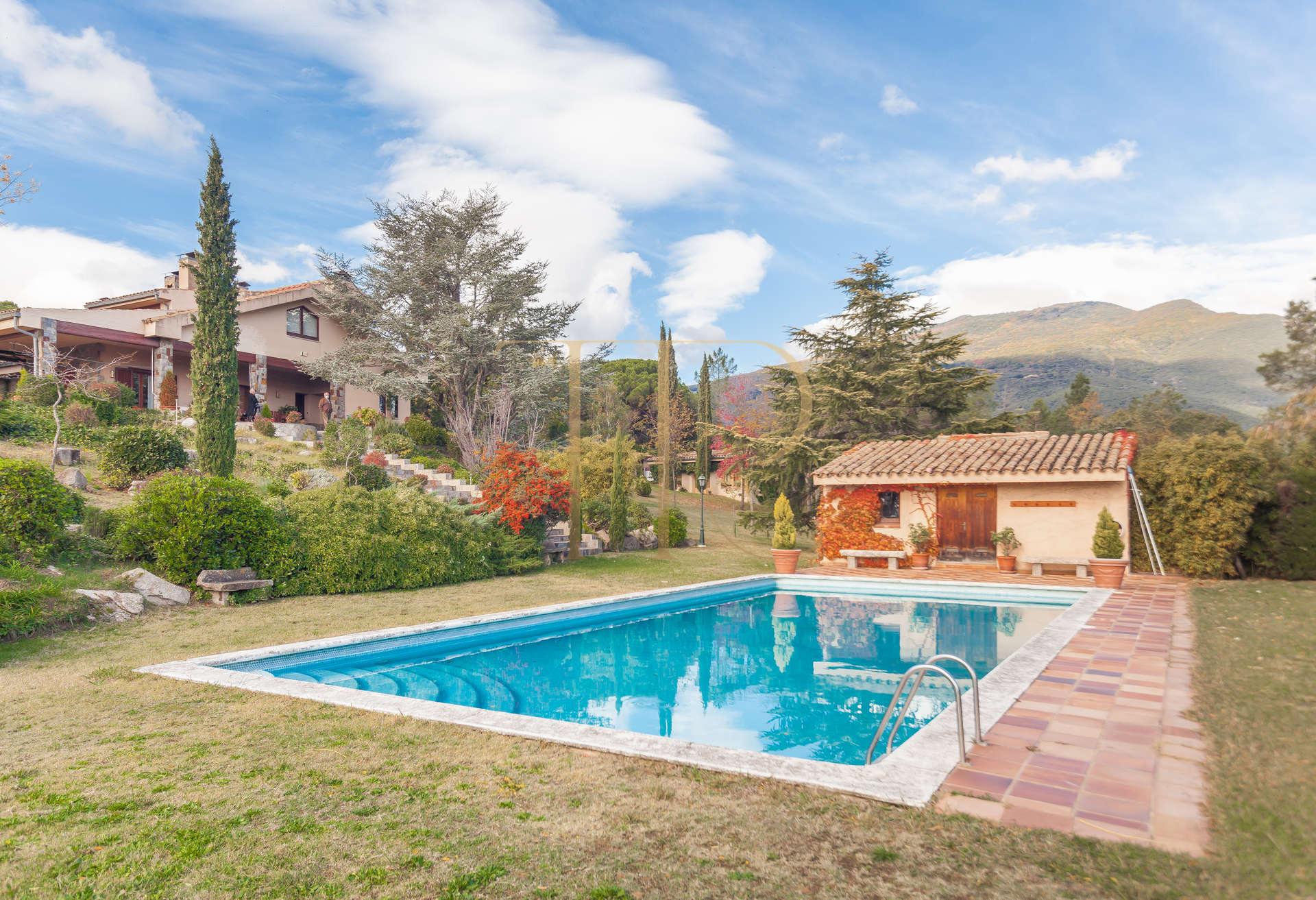 Vendida: finca con piscina y vistas en Campins