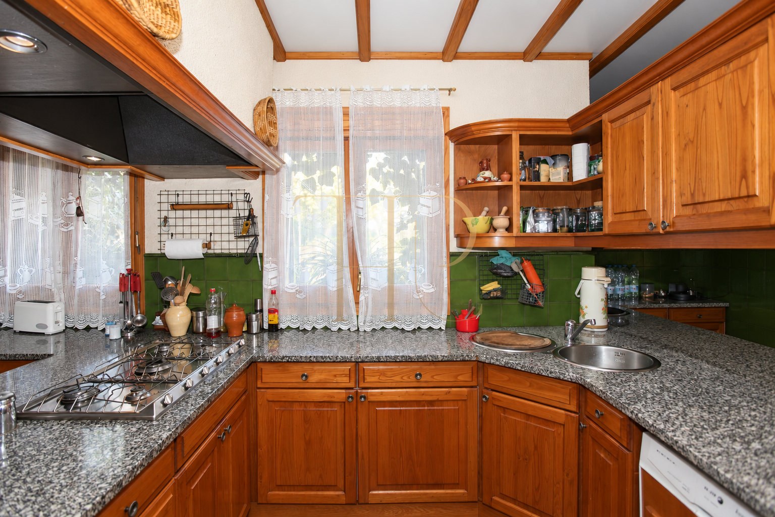 Vendida: finca con piscina y vistas en Campins
