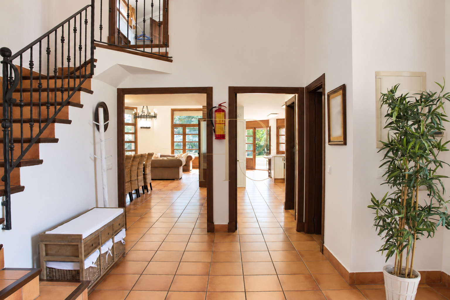 Villa en venta y alquiler en Llavaneres con piscina