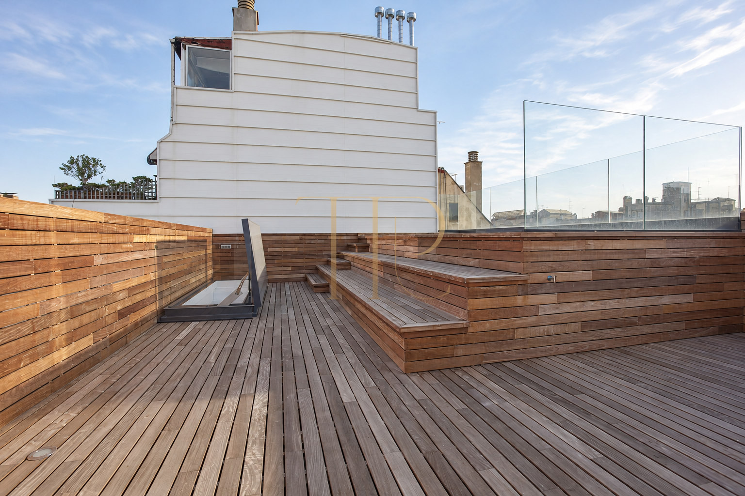 Ático con terraza y piscina privada en Sant Gervasi