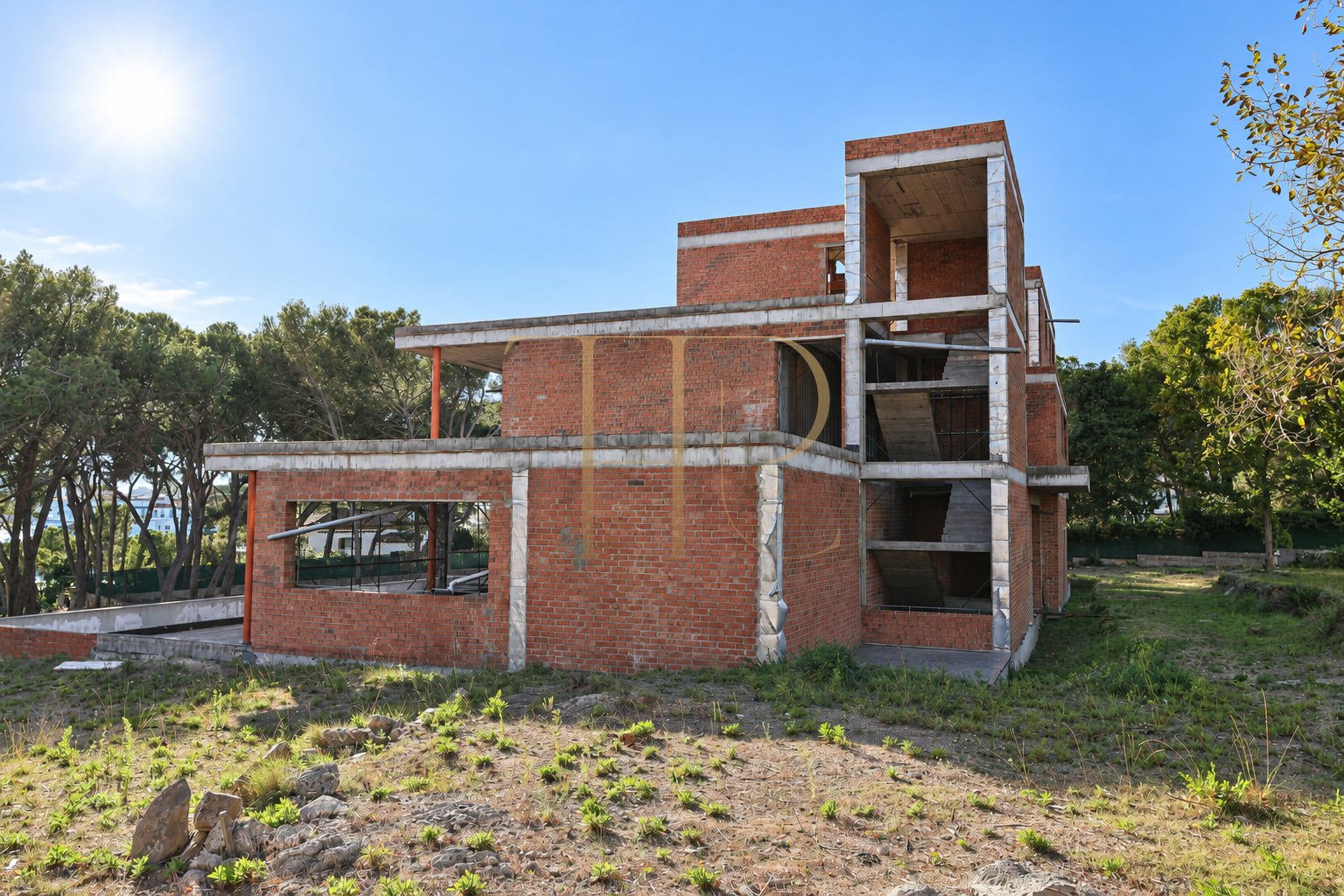 Parcela frente al mar con villa en construcción en Platja d’Aro