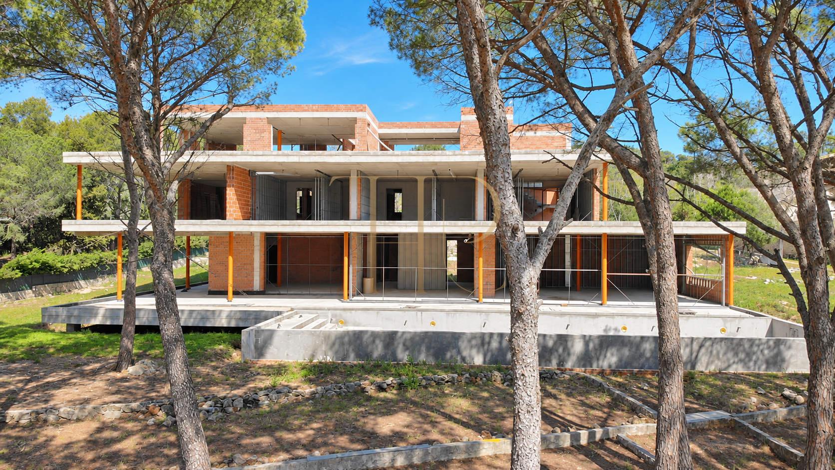 Parcela frente al mar con villa en construcción en Platja d’Aro