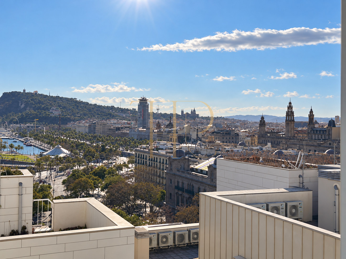 Piso en venta en Barcelona con vistas a Barceloneta y al puerto