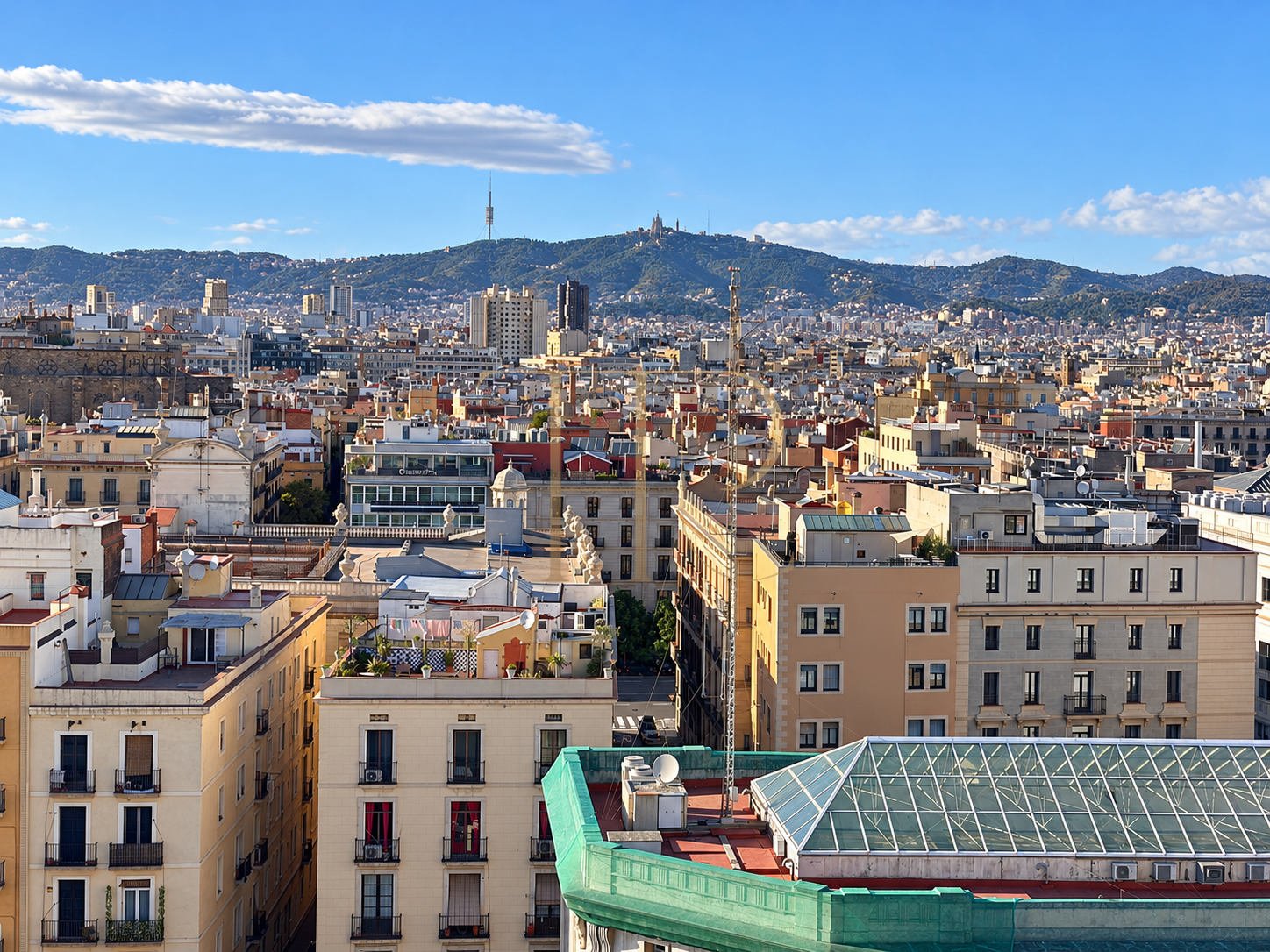 Piso en venta en Barcelona con vistas a Barceloneta y al puerto