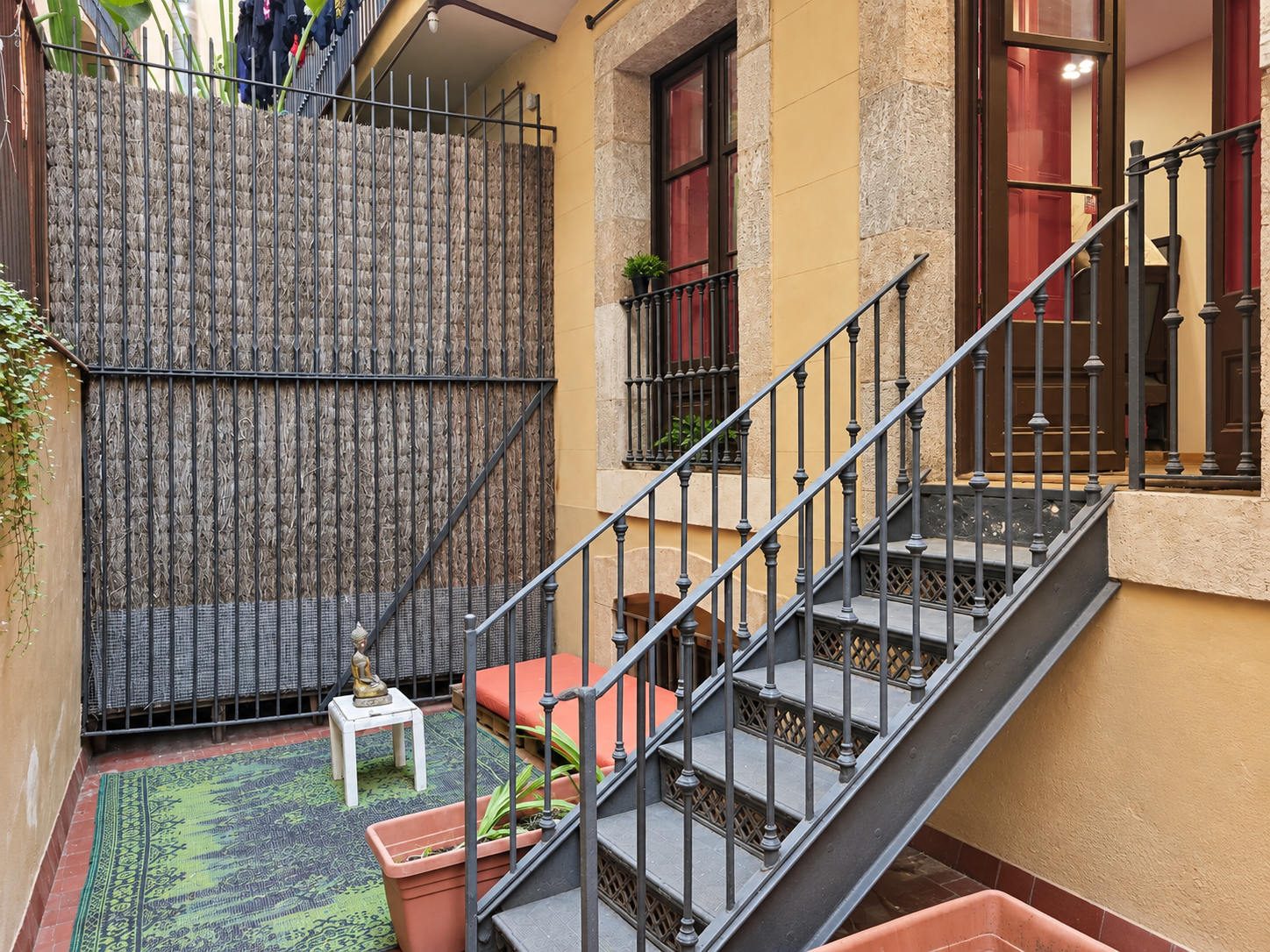Piso para reformar en venta en El Born, Barcelona