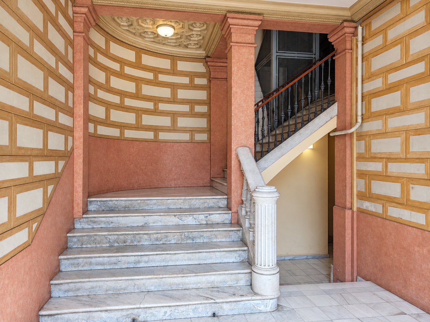 Piso para reformar en venta en El Born, Barcelona