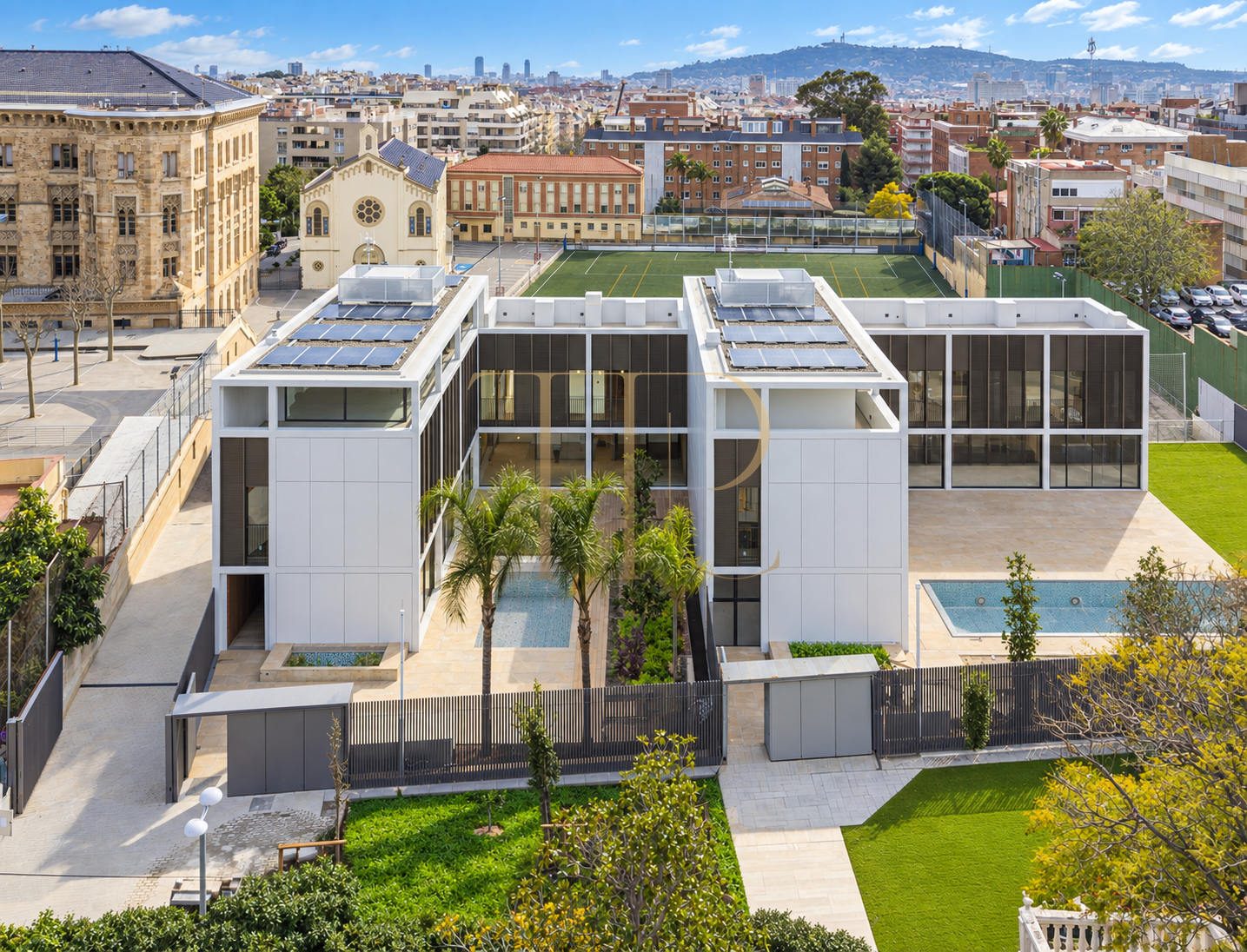 Casa contemporánea con piscinas en La Bonanova, Barcelona