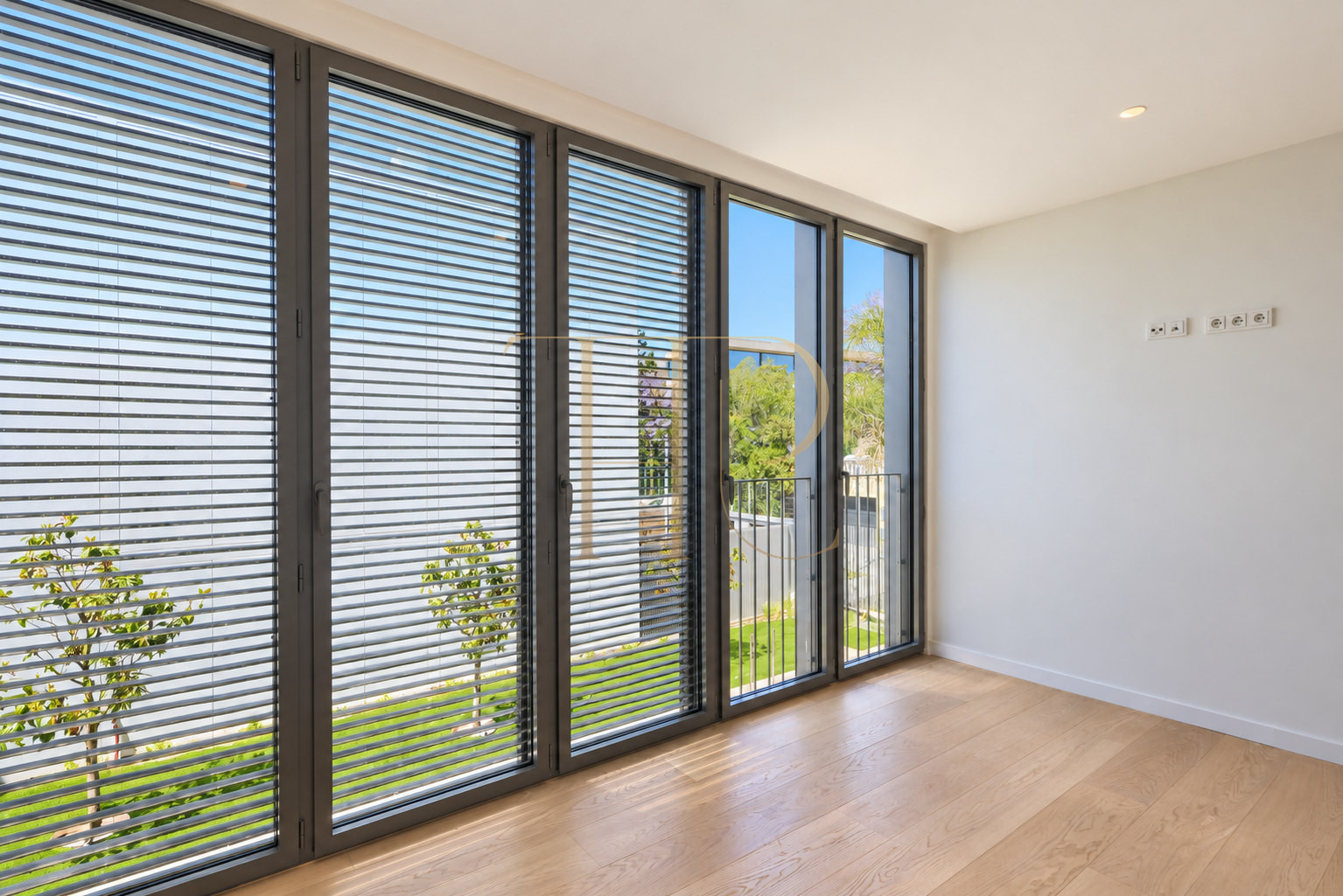 Casa contemporánea con piscinas en La Bonanova, Barcelona