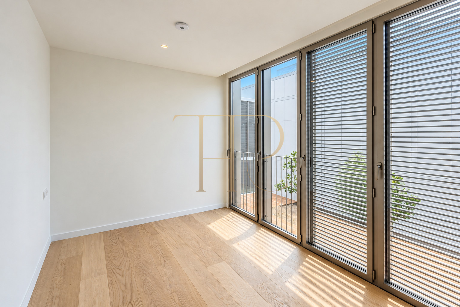 Casa contemporánea con piscinas en La Bonanova, Barcelona