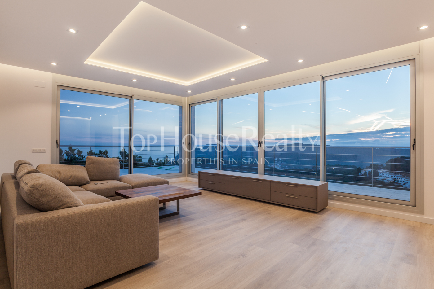 Espectacular casa moderna con increíbles vistas en Begur