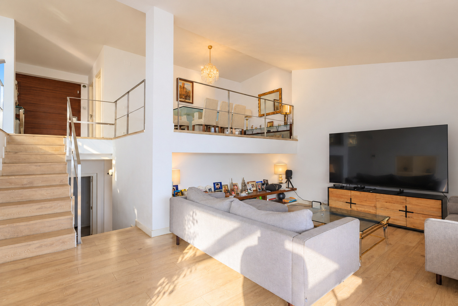 Casa pareada con vistas al mar en venta en Les Botigues de Sitges