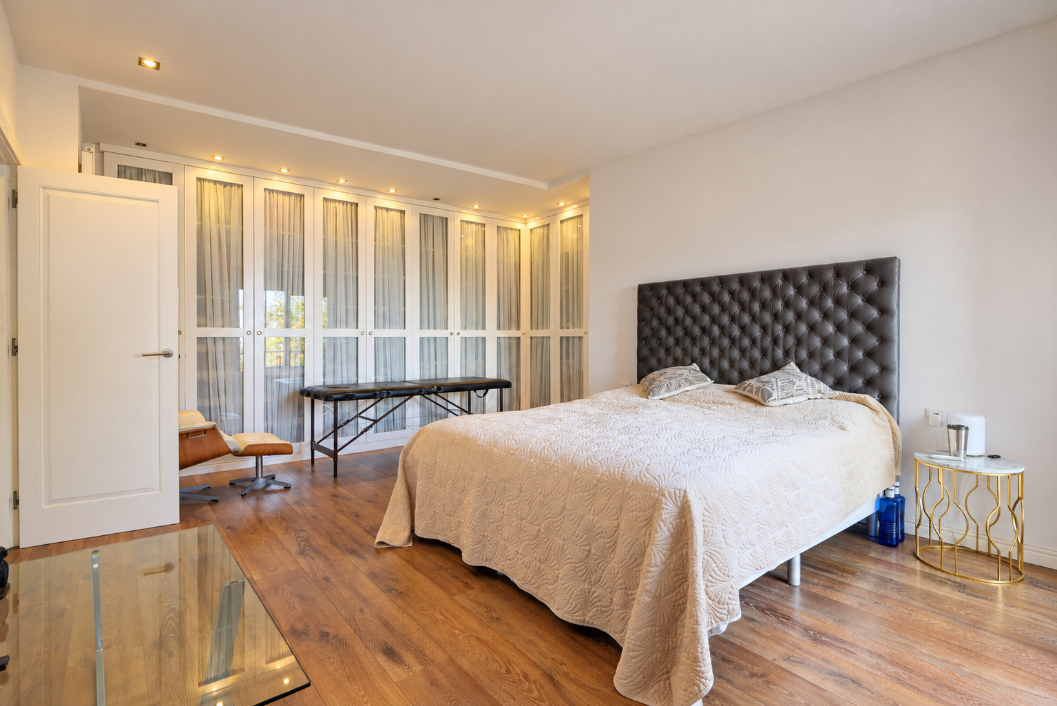 Casa pareada con vistas al mar en venta en Les Botigues de Sitges