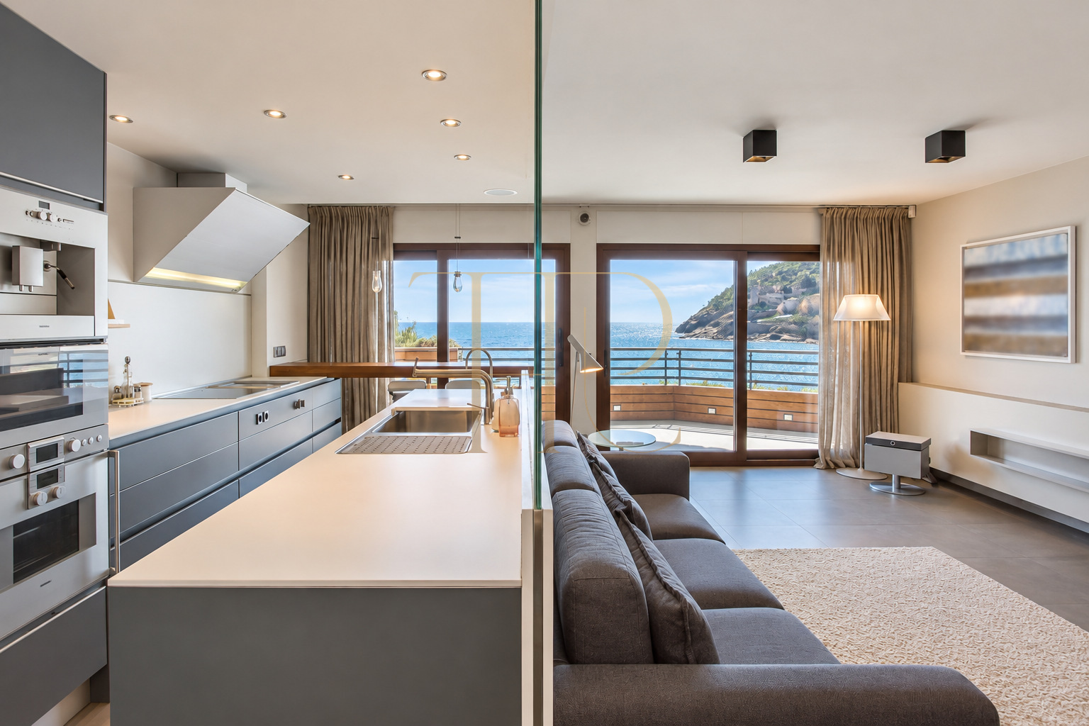 Apartamento en venta frente al mar en Tossa de Mar